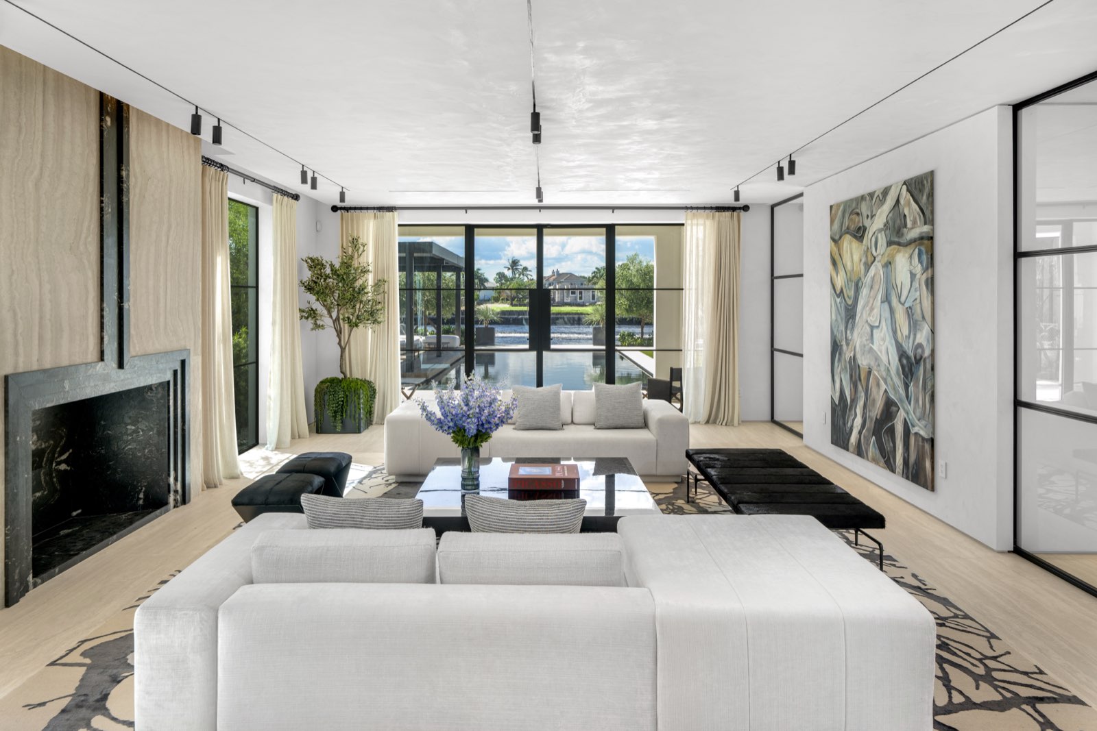 Boca Raton Spanish River — Living room fireplace
